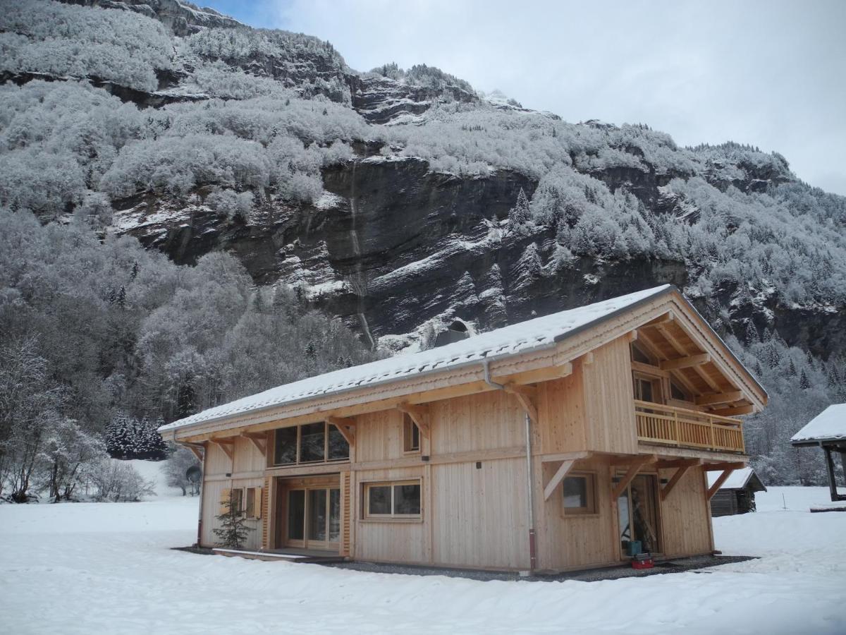 Le Darma Villa Sixt-Fer-a-Cheval Bagian luar foto